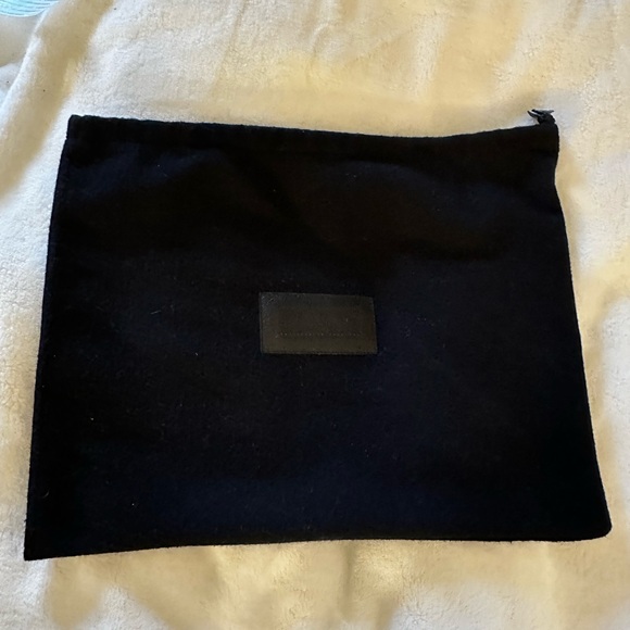 Authentic NANCY GONZALEZ Genuine Crocodile Clutch - Picture 10 of 10